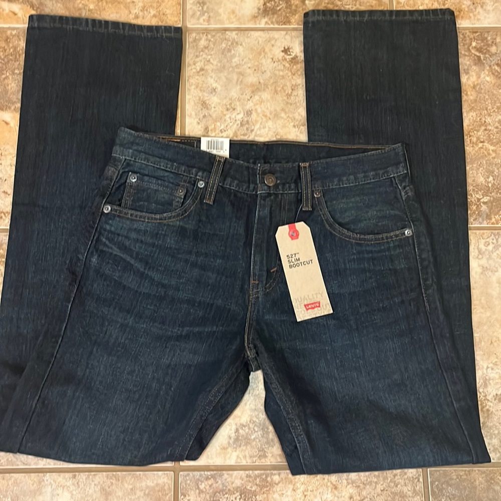 Levi’s 30x32 527’s